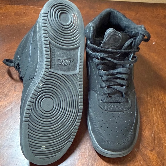 Nike Men's Black High-Top Sneakers - Picture 6 of 9